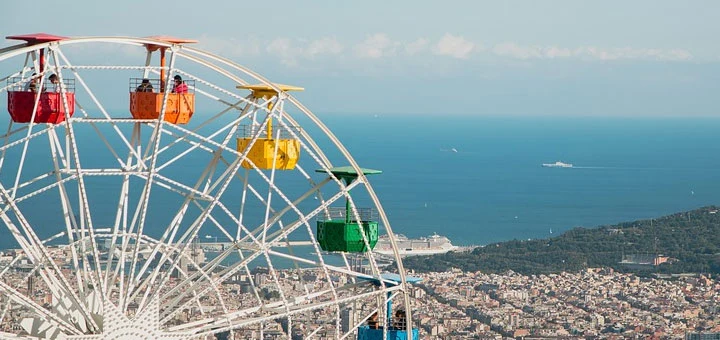 3 Parcs d'attractions Incontournables à proximité de Barcelone